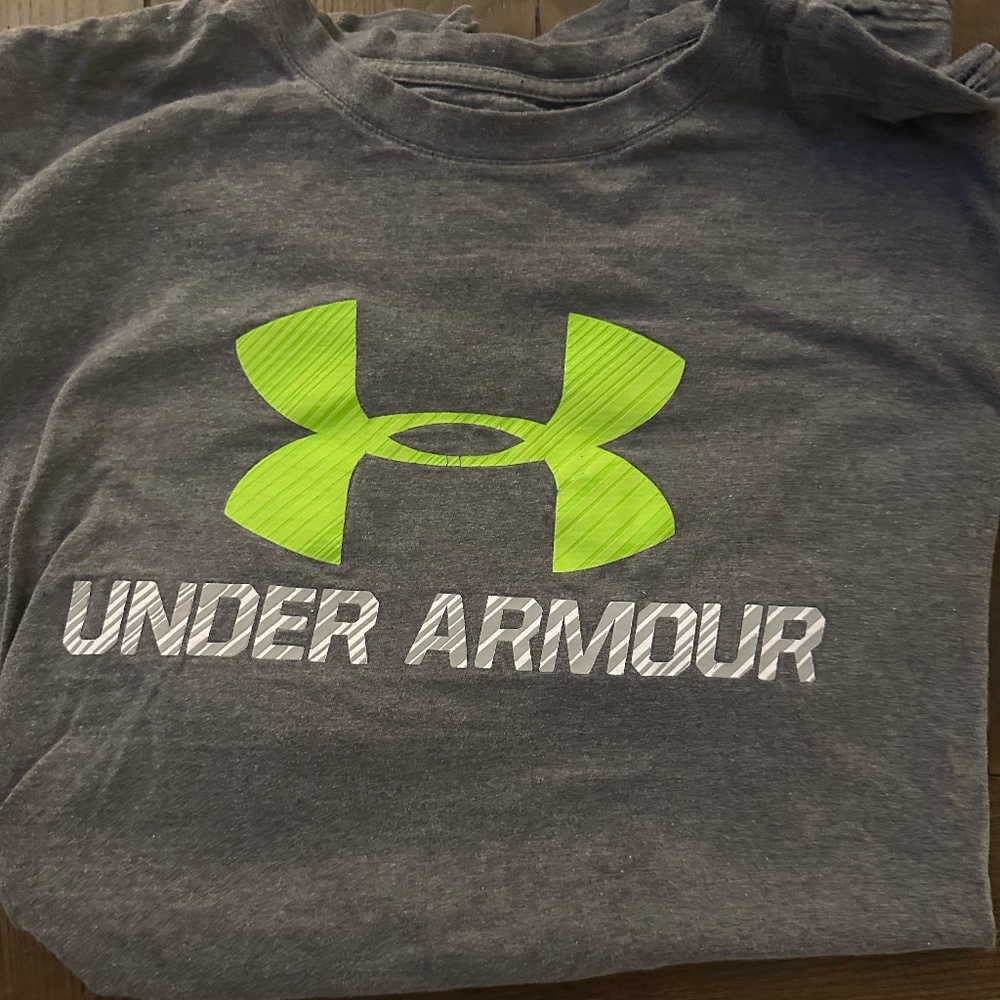 under armor tee